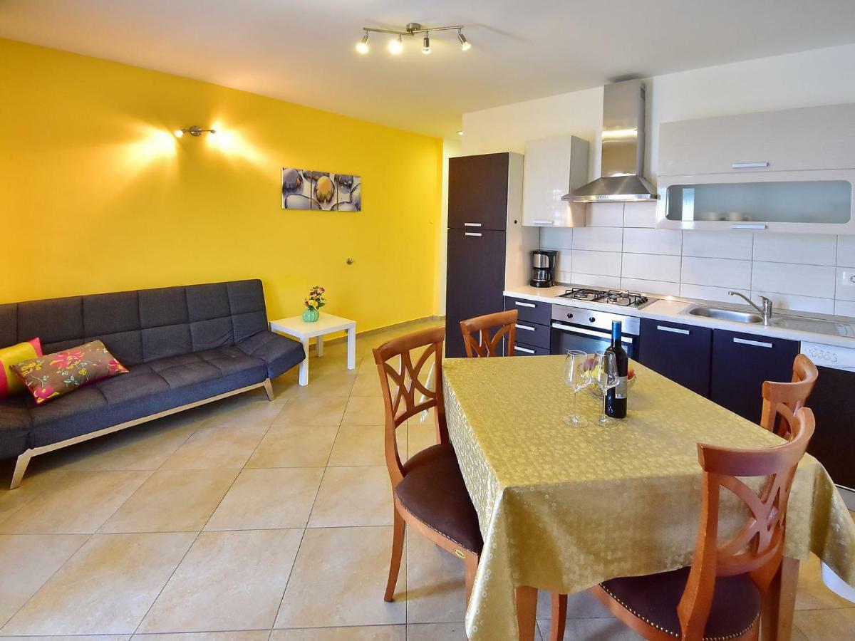 Apartment Laurus-3 By Interhome ロヴラン エクステリア 写真