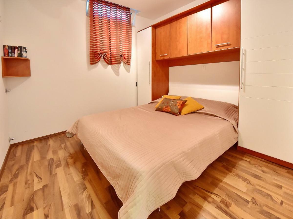Apartment Laurus-3 By Interhome ロヴラン エクステリア 写真